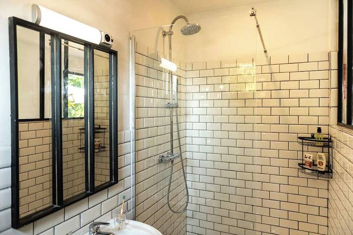 Location de vacances pour 2 personnes, avec jardin, animaux acceptés à Le Gué-d'Alleré - 4