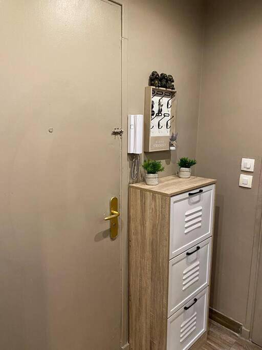 Appartement entier, One-Bedroom Apartment in Cannes, Côte méditerranéenne (France)