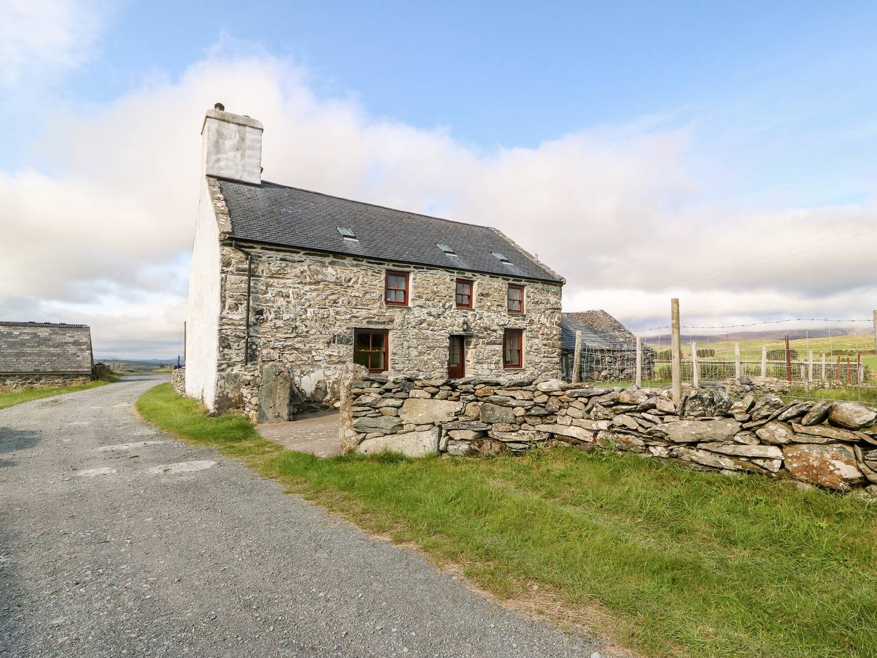 Glamping for 4 People in Gwynedd, North-Wales