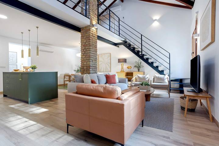 Location de vacances pour 7 personnes, avec terrasse dans El Palo (Málaga)