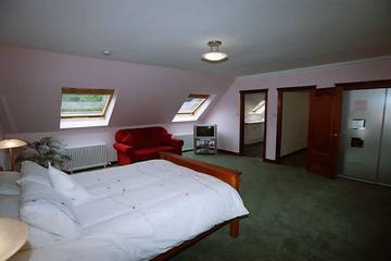 Log Cabin for 8 People in Loch Lomond, Argyll & Bute, Photo 4