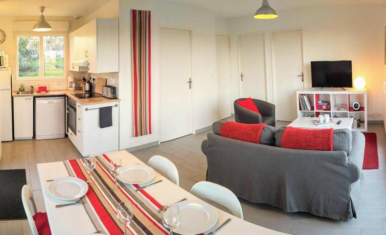 Location de vacances pour 4 personnes, avec terrasse ainsi que vue et jardin à Saint-Martin-sur-Ocre - 3