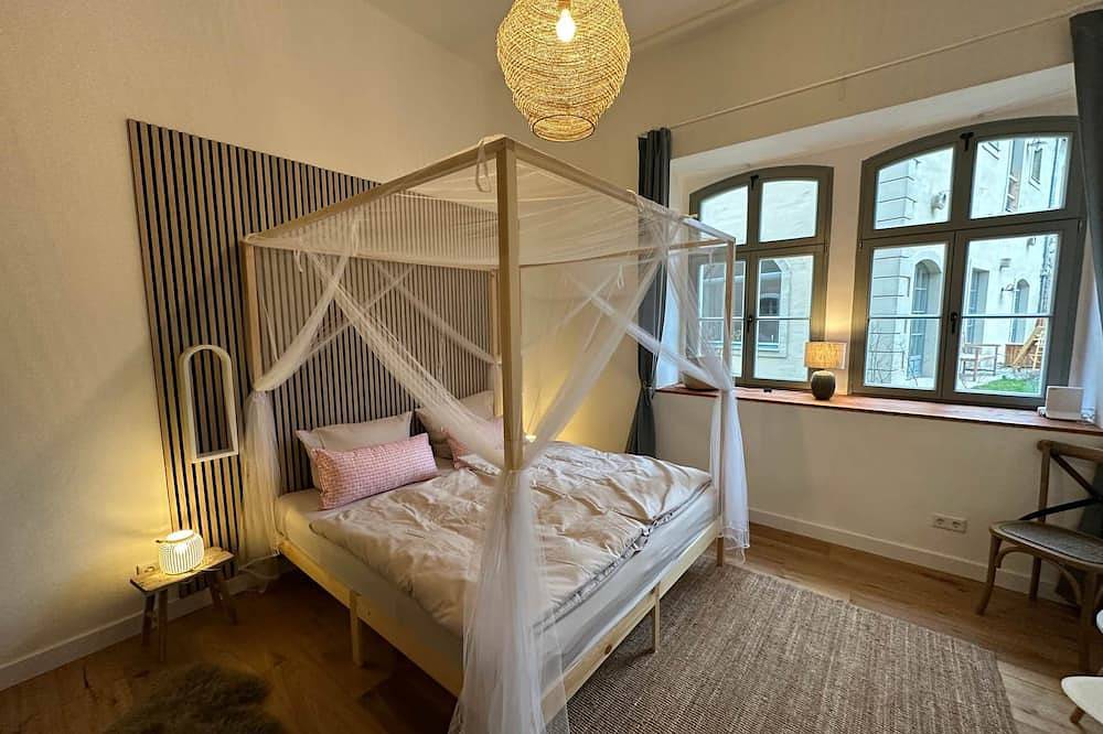 Ganze Wohnung, Wohnung Hortensie mit Sauna, Minipool und Garten in Pirna, Elbsandsteingebirge