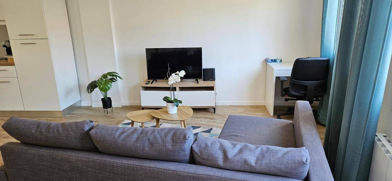 Appartement entier, One-Bedroom Apartment in Sannois, Val-d'Oise