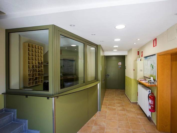 Location de vacances pour 8 personnes, avec piscine ainsi que terrasse et jardin à La Pobla de Lillet - 4