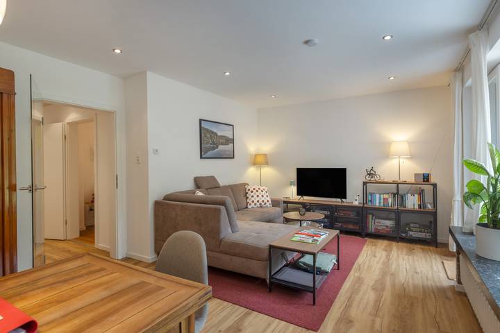 Entire apartment, Apartment 'Ruhige Fewo Südhang Am Waldesrand' with Private Terrace, Private Garden and Wi-Fi in Bad Arolsen, Landkreis Waldeck-Frankenberg