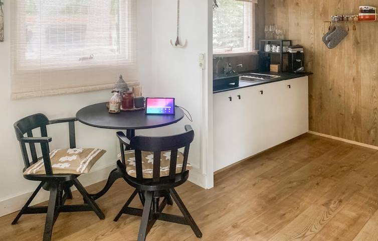 Camping für 2 Personen, mit Terrasse in Gelderland - 3