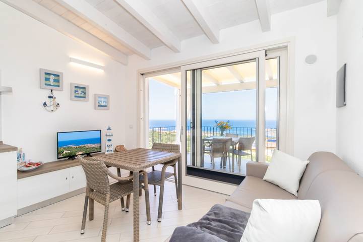 Appartamento intero, Appartamento "Vista Bocche di Bonifacio" con piscina all'aperto in Trinità d'Agultu e Vignola (Borgo), Trinità d'Agultu e Vignola