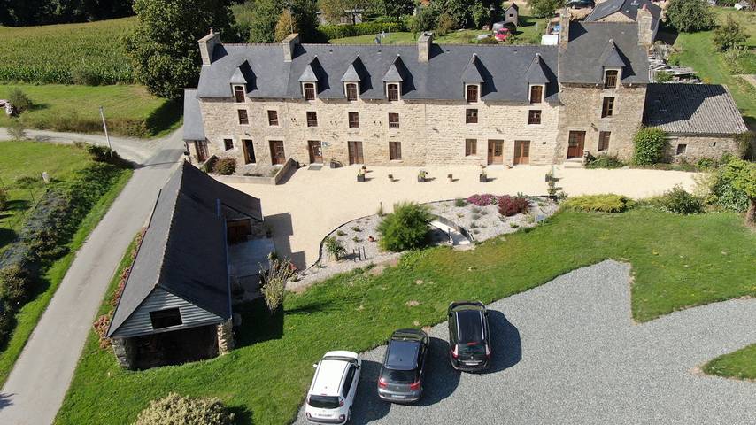 Gîte pour 8 personnes, avec jardin et terrasse - 1