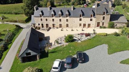 Gîte pour 8 personnes, avec jardin et terrasse à Pléven