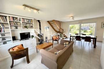 Gîte pour 4 personnes, avec balcon et jardin, adapté aux familles à Ploemeur