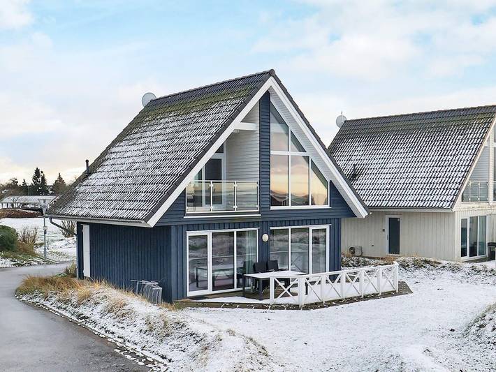 Ferienhaus für 8 Personen, mit Whirlpool und Terrasse sowie Sauna in Wendtorf - 4