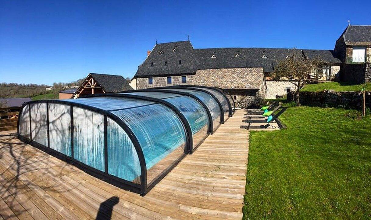 Gîte à la ferme, avec piscine, 4-6 personnes in Sainte-Marie (Cantal), Parc naturel régional des Volcans d'Auvergne