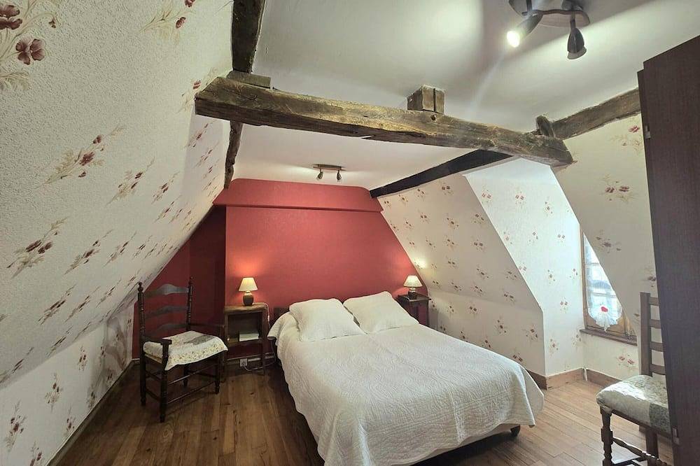 Maison à Hautefort avec clim, vélos gratuits, animaux admis in Hautefort, Périgord Noir