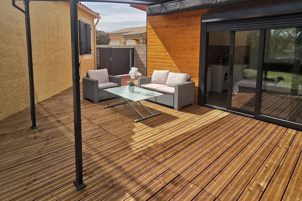Eco mini Chalet 2pers sans vis a vis in Aubord, Côte méditerranéenne (France)