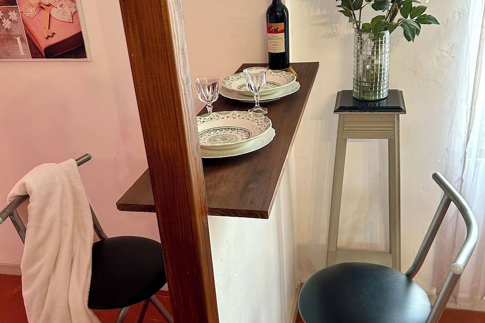 A zen stay in Armissan, a winegrowing village 10 minutes from Narbonne and the beach in Armissan, Côte d'Améthyste