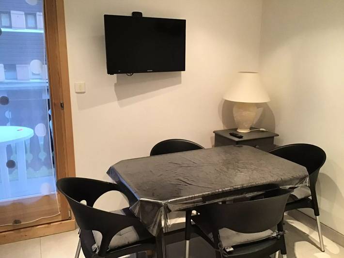 Gîte pour 4 personnes, avec balcon dans Office De Tourisme Des Carroz - 3