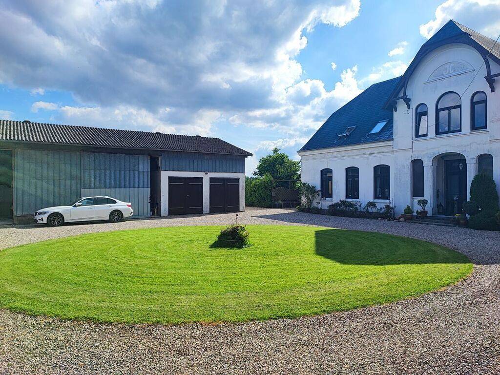 Auf dem Lande Komfortable Ferienresidenz in Niesgrau, Schleswig-Flensburg