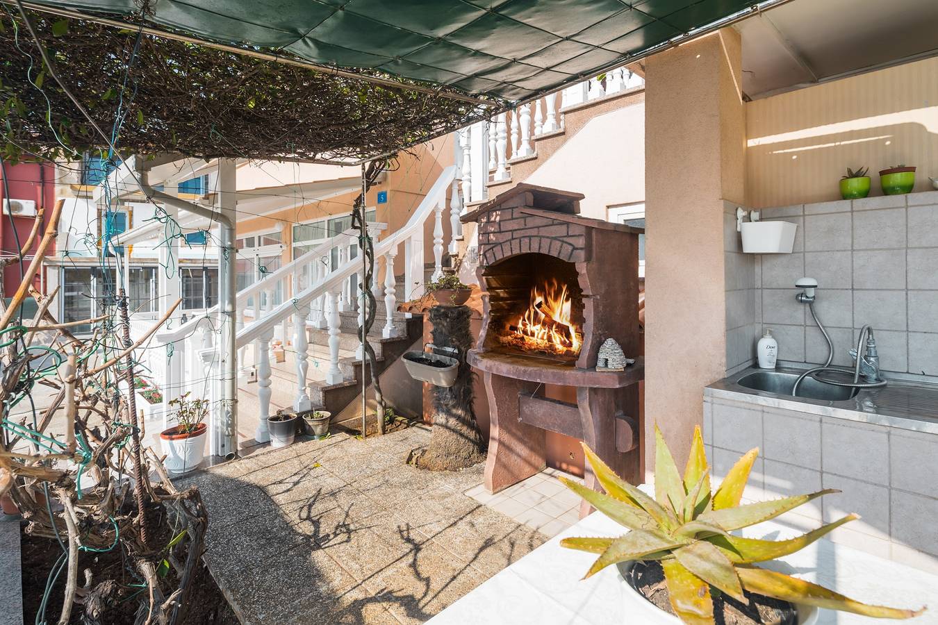 Ganze Wohnung, 2-Zimmer-Ferienwohnung am Strand Zambratija, Umag A-2557-a in Zambratija, Umag und Umgebung