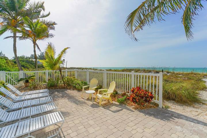 Vacation rental for 6 people, with yard in Anna Maria Island