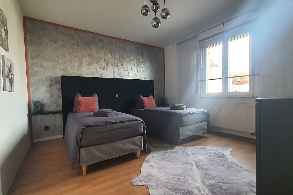 Ganze Wohnung, Ferienwohnung mit Charme in Bitterfeld-Wolfen, Anhalt - Bitterfeld