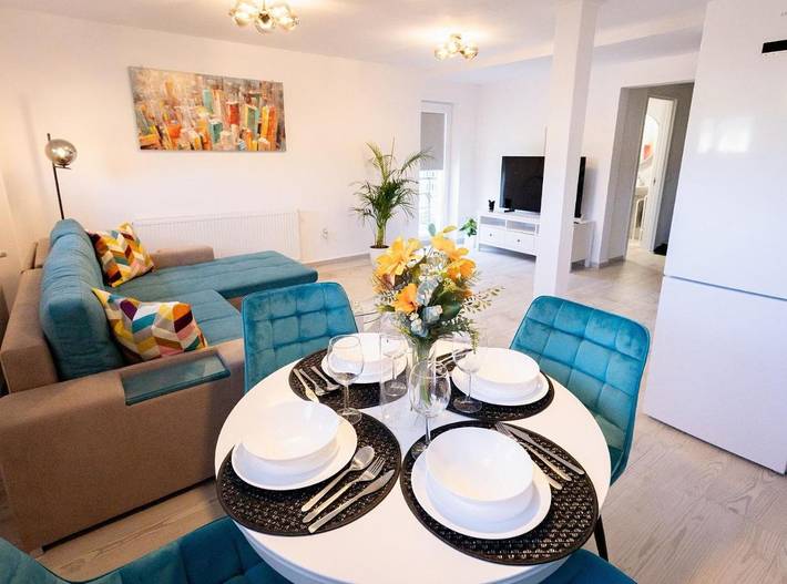 Gîte pour 6 personnes, avec balcon et vue dans Mureș