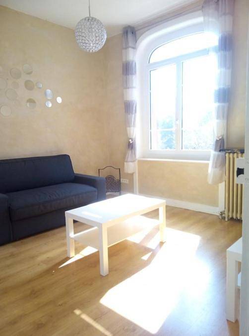 Gîte pour 6 personnes, avec jardin et vue, animaux acceptés à Montrond-les-Bains - 3