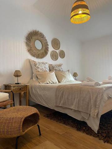 Gîte pour 6 personnes, avec vue et terrasse, animaux acceptés dans Almodôvar