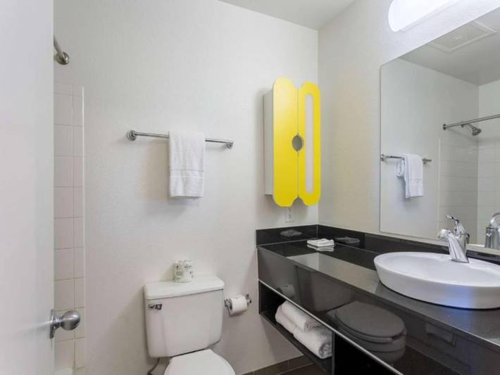 Apartamento entero, Presupuesto Moderno De Albuquerque in Albuquerque, Condado de Bernalillo