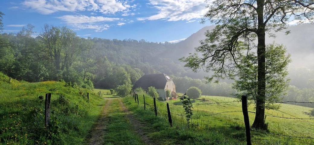 Location de vacances pour 10 personnes, avec jardin et vue à Valoreille - 2
