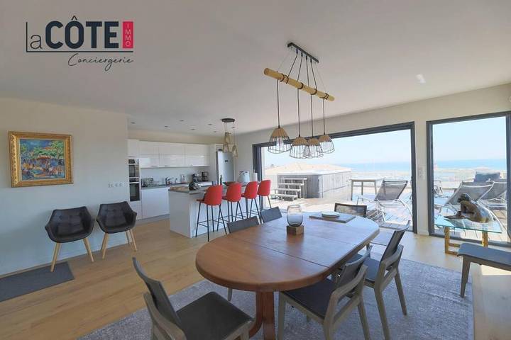 Gîte pour 8 personnes, avec terrasse et vue, animaux acceptés dans Office de Tourisme de Sausset-les-Pins - 2