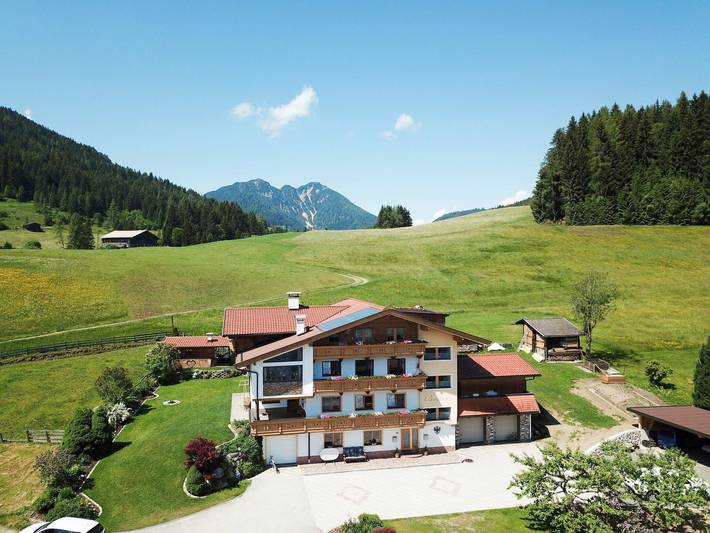 Ferienwohnung für 8 Personen, mit Balkon in den Kitzbüheler Alpen - 4