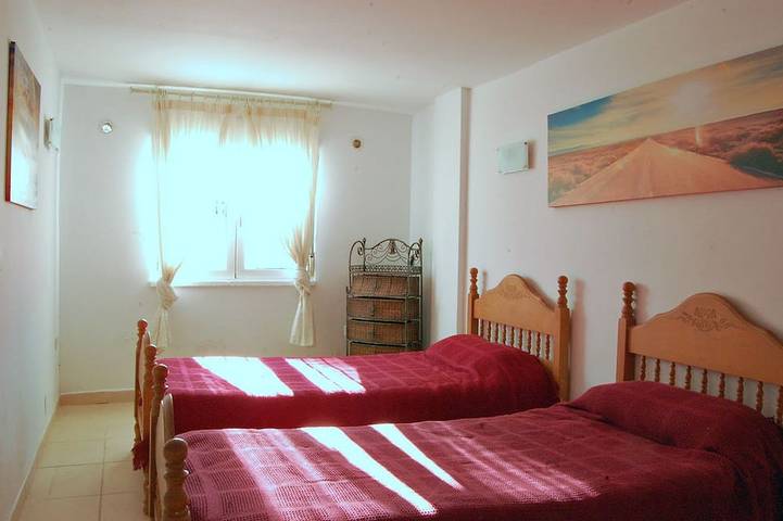 Appartement entier, 4 chambres Apt fantastique, piscine privée à proximité du golf, de la plage et des divertissements in Villamartín (Orihuela), Orihuela