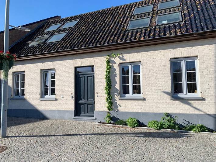 Location de vacances pour 8 personnes, avec Balcon ainsi que Terrasse et Vue dans Westvleteren (bière)