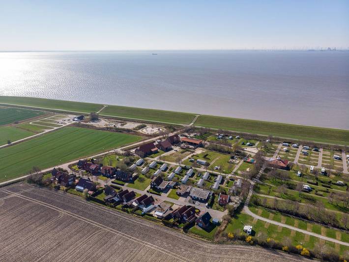Casa de vacaciones para 5 personas con terraza in Upleward, Krummhörn