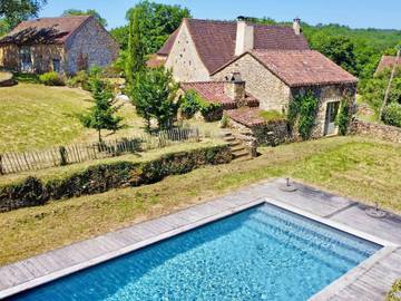 Gîte pour 6 personnes, avec piscine à Paunat