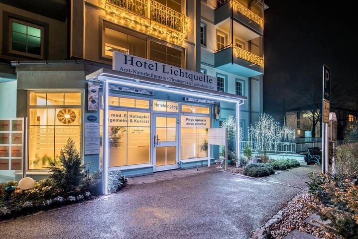 Hotel für 2 Personen, mit Balkon und Whirlpool sowie Sauna und Ausblick