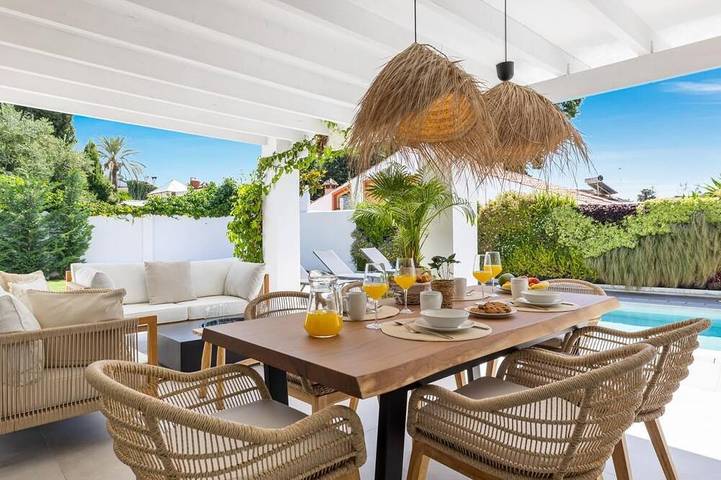 Villa for 8 people, with Balcony and Garden in Marbella Centre