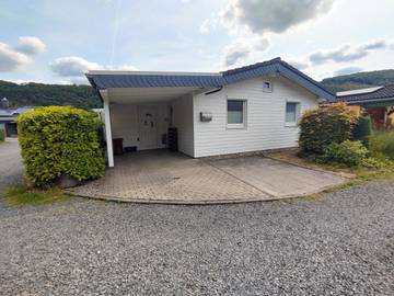 Ferienhaus für 3 Personen, mit Ausblick und Garten in Koblenz