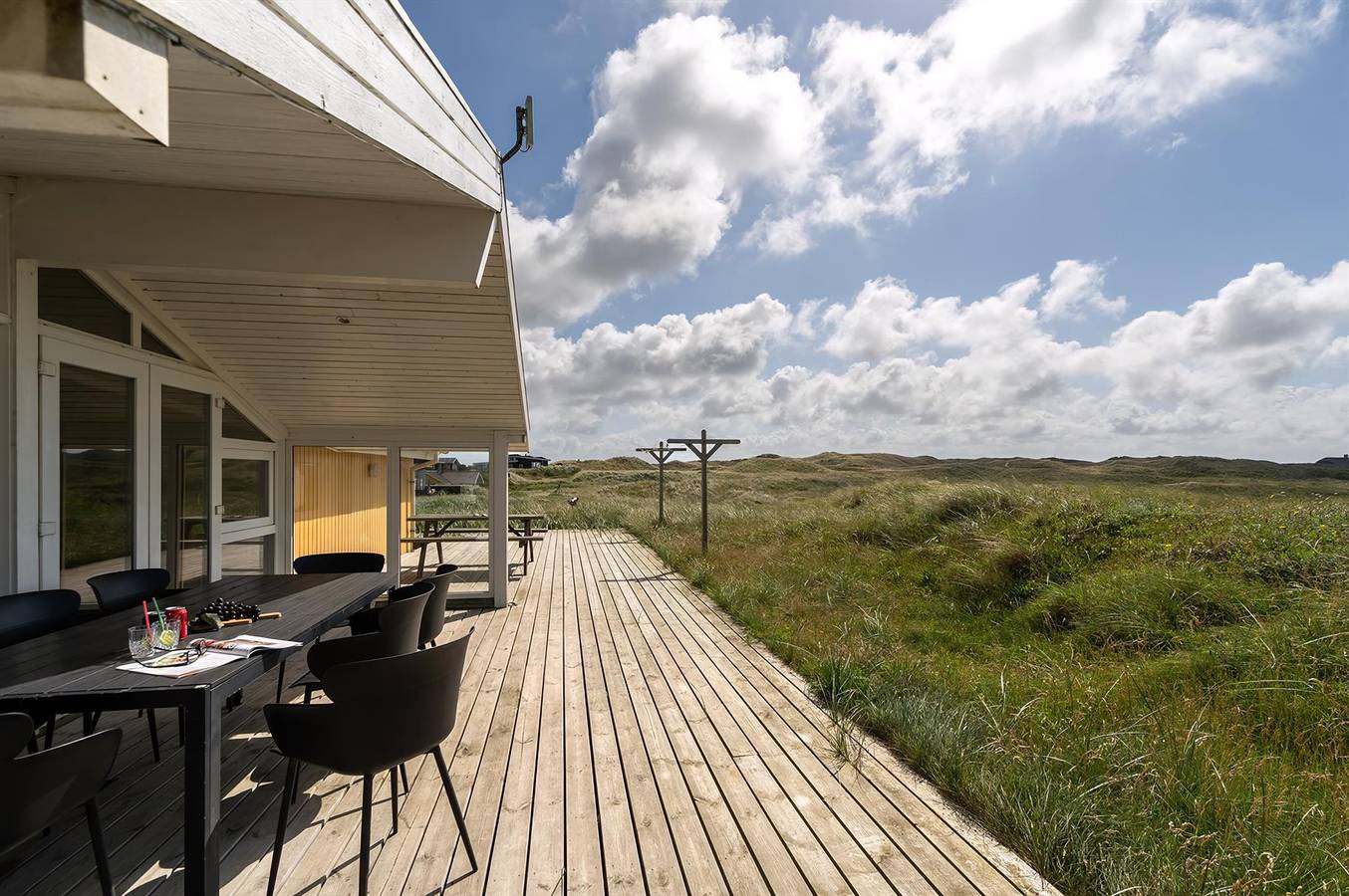 Awesome home in Hvide Sande w/ 4 Bedrooms, Indoor swimming pool and Sauna in Hvide Sande, Holmsland Klit