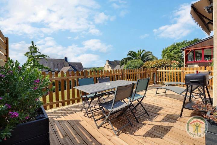 Gîte pour 6 personnes, avec Terrasse et Vue à La Ville-ès-Nonais
