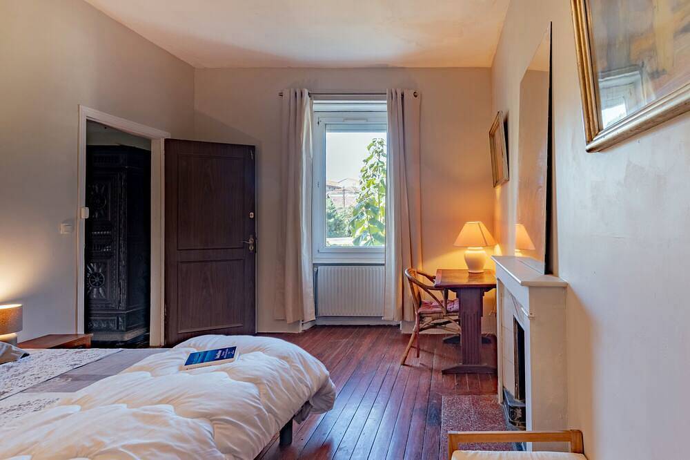 Bed and Breakfast 'Chambre Spacieuse' mit gemeinsamer Terrasse, gemeinsamem Garten und Wlan in Le Teil, Privas