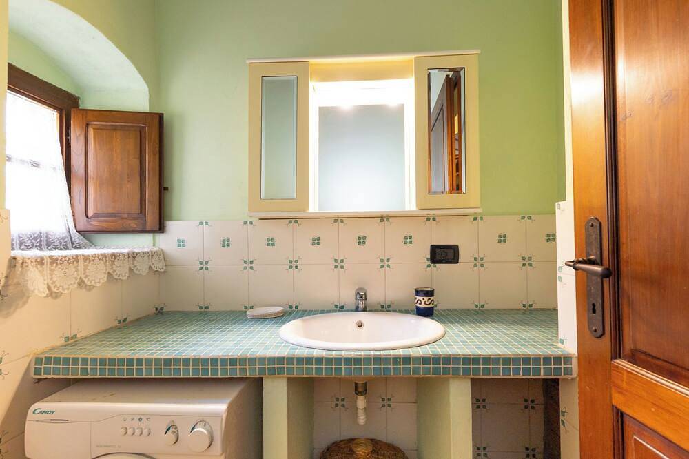 Entire apartment, Apartment Iris in Campiglia Marittima, Etruscan Coast