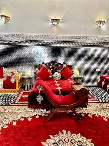 Riad pour 4 personnes, avec jacuzzi et terrasse, adapté aux familles à Fès