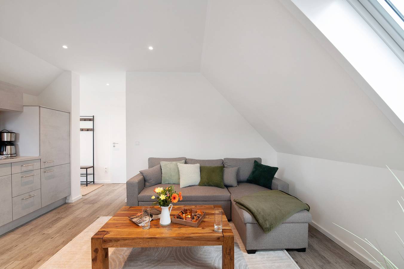 Ganze Wohnung, Apartment 'Haus Kirchenblick' mit privater Terrasse, Gemeinschaftsgarten und Wlan in Kalkhorst, Nordwestmecklenburg (Wismar und Umgebung)