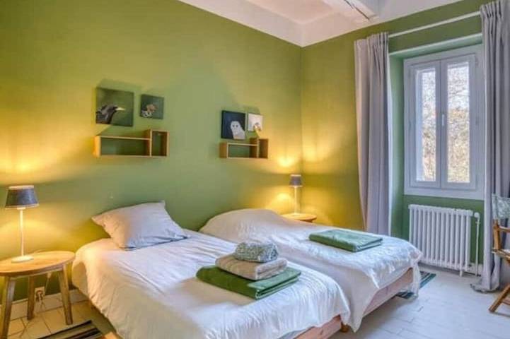 Location de vacances pour 12 personnes, avec jardin à Serres-et-Montguyard - 3