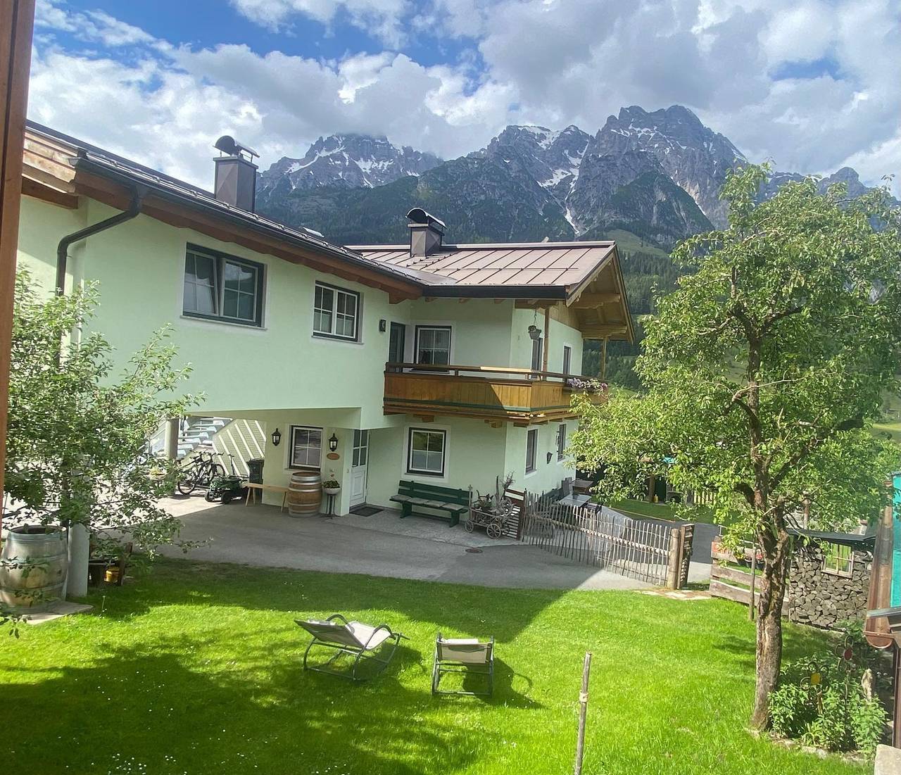 Geheel vakantieappartement, Appartement/woonkeuken/2 slaapkamers/douche, toilet in Leogang, Pinzgau