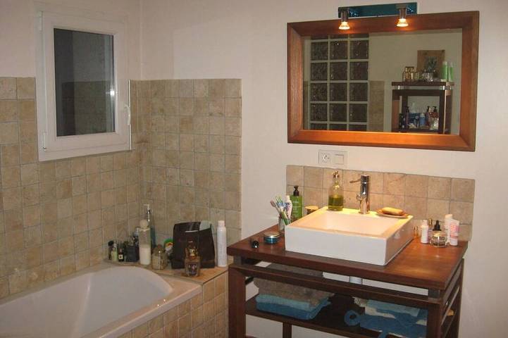 Maison de campagne pour 4 personnes à Chantemerle-les-Blés - 2