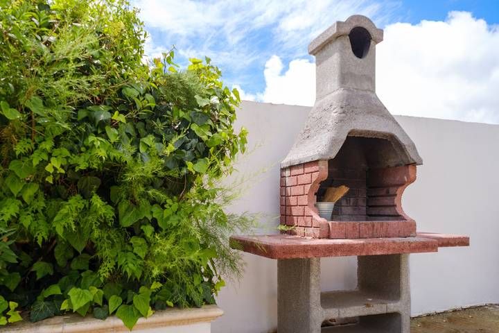 Appartamento intero, Appartamento Pet-Friendly 'Villetta del Salento 2' con giardino e A/C in Racale, Golfo di Taranto