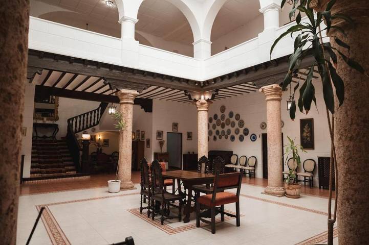 Maison de campagne pour 3 personnes, avec jardin ainsi que piscine et vue à San Clemente